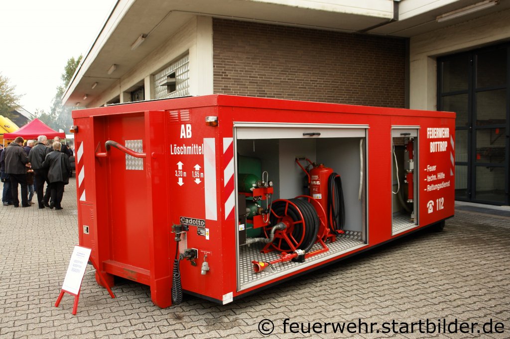 AB-L�schmittel der Feuerwehr Bottrop.
Aufgenommen am 18.9.2011 beim Tdo der FF Altstadt.