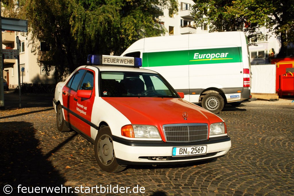 Dieser Mecedes wird von der Feuerwehr Bonn eingesetzt.
Aufgenommen beim NRW Tag 2011 in Bonn.