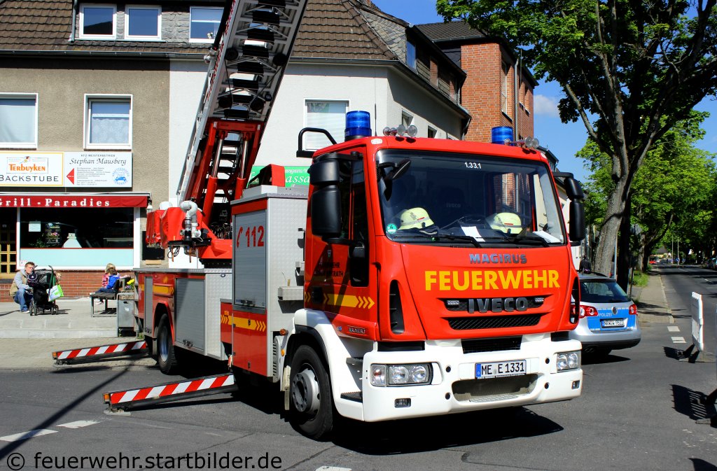 DLK 23/12 (1/33/1) der Feuerwehr Erkrath.
Aufgenommen beim Tdot der FF Erkrath am 17.5.2012.