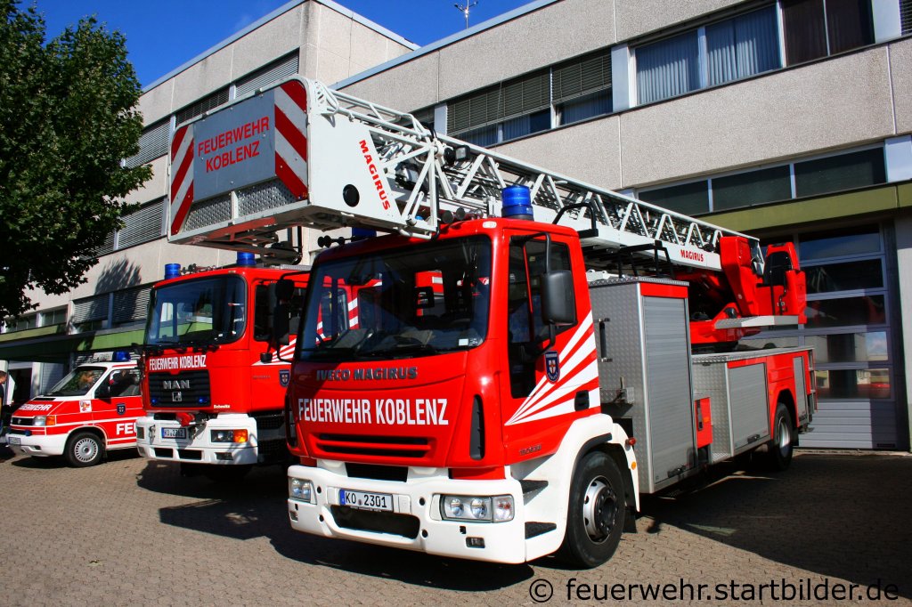 DLK 23/12 der Feuerwehr Koblenz mit Magirus Aufbau.
Aufgenommen beim Tag der Offenen T�r der Fw Koblenz, 28.8.2011.