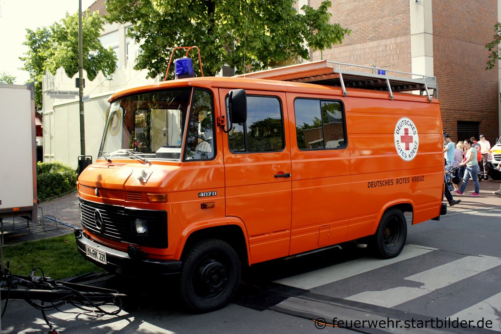 DRK L�nen GW Technik (6/59/1).
Aufgenommen bei einer Kirmes in L�nen,20.5.2012.