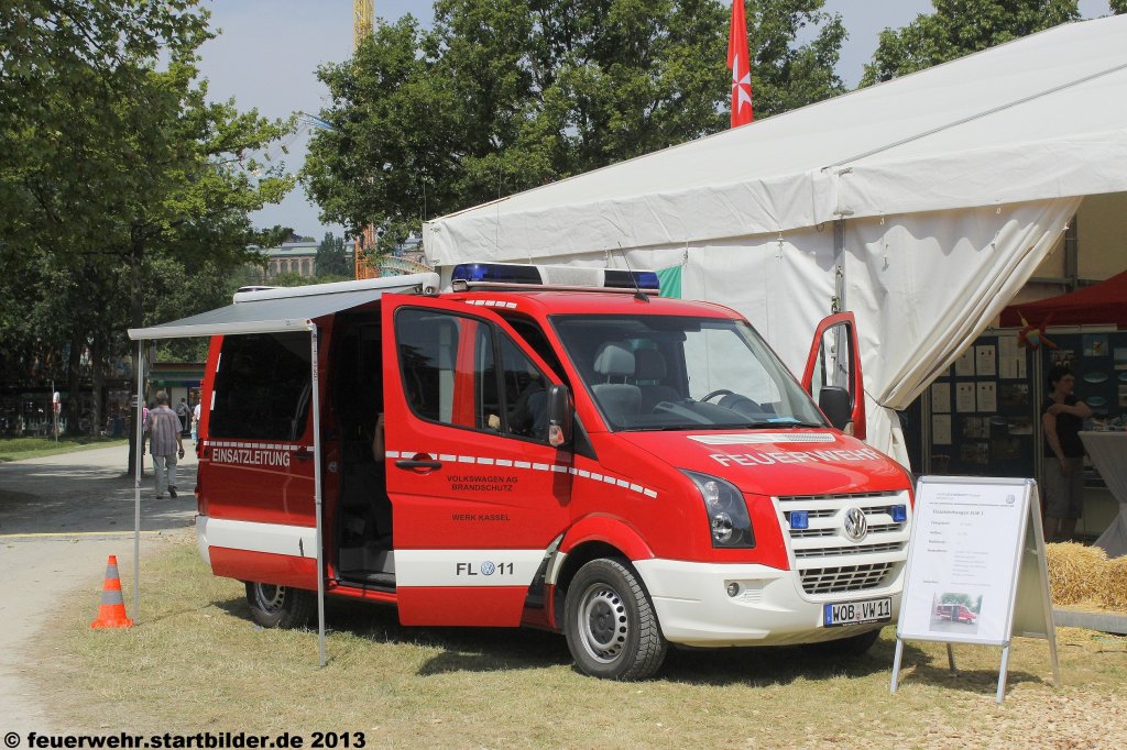 ELW 1 der Werkfeuerwehr VW Werk Kassel.
Aufgenommen beim Hessentag 2013 in Kassel.
