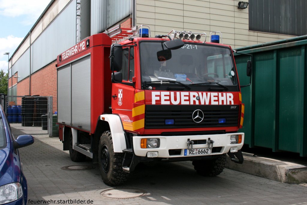 Feuerwehr Dorsten
6/21/1
RE 6662
TLF 16/24
DB 917
Aufgenommen beim Tag der offenen T�r der Feuerwehr Dorsten, 13.6.2010.