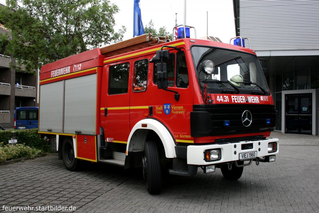 Feuerwehr Viersen
LZ S�chteln
Florian Viersen 44/31
VIE 1960
LF 16
MB 1224 AF