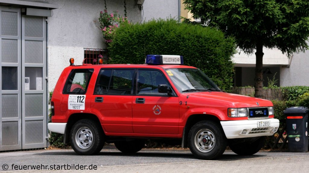 GW Wasserrettung (Florian Essen 9/58/1).
Aufgenommen vor der Feuerwache Kettwig vor der Br�cke am 8.6.2008.