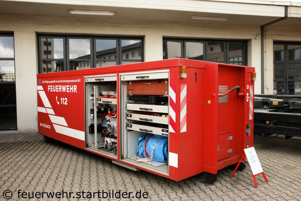 Hier ist der AB-Schlauch der Feuerwehr Bottrop zusehen.
Aufgenommen am 18.9.2011 beim Tdo der FF Altstadt.
