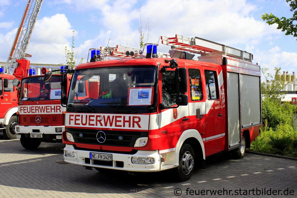 LF 10/6 (Florian Neuss 1/42/9) der FF Neuss Furth.
Aufgenommen beim Tdot der FF Neuss Furth 17.6.2012.