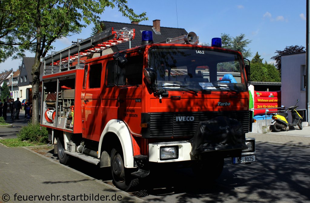 LF 16TS (1/45/2) der Feuerwehr Erkrath.
Aufgenommen beim Tdot der FF Erkrath am 17.5.2012.