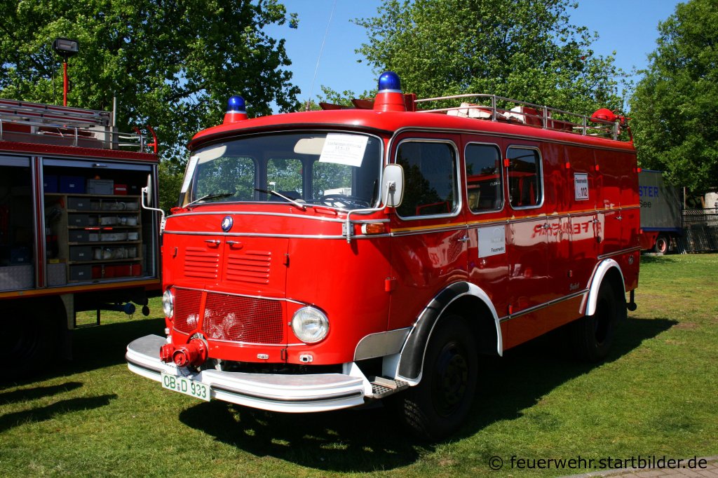 LF8 TS auf Mercedes Benz mit Aufbau von Bachert.
Aufgenommen in Kirchhellen am 1.5.2011. 