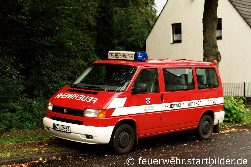 MTF (BOT 2953) der FF Bottrop.
Aufgenommen am 18.9.2011 beim Tdo der FF Altstadt.
