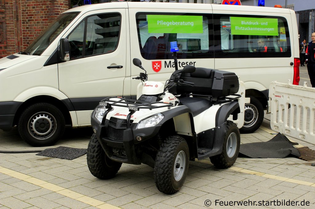Quad der Johanniter Oberhausen.
Aufgenommen beim Blaulichttag 2012 in Oberhausen,29.9.2012.