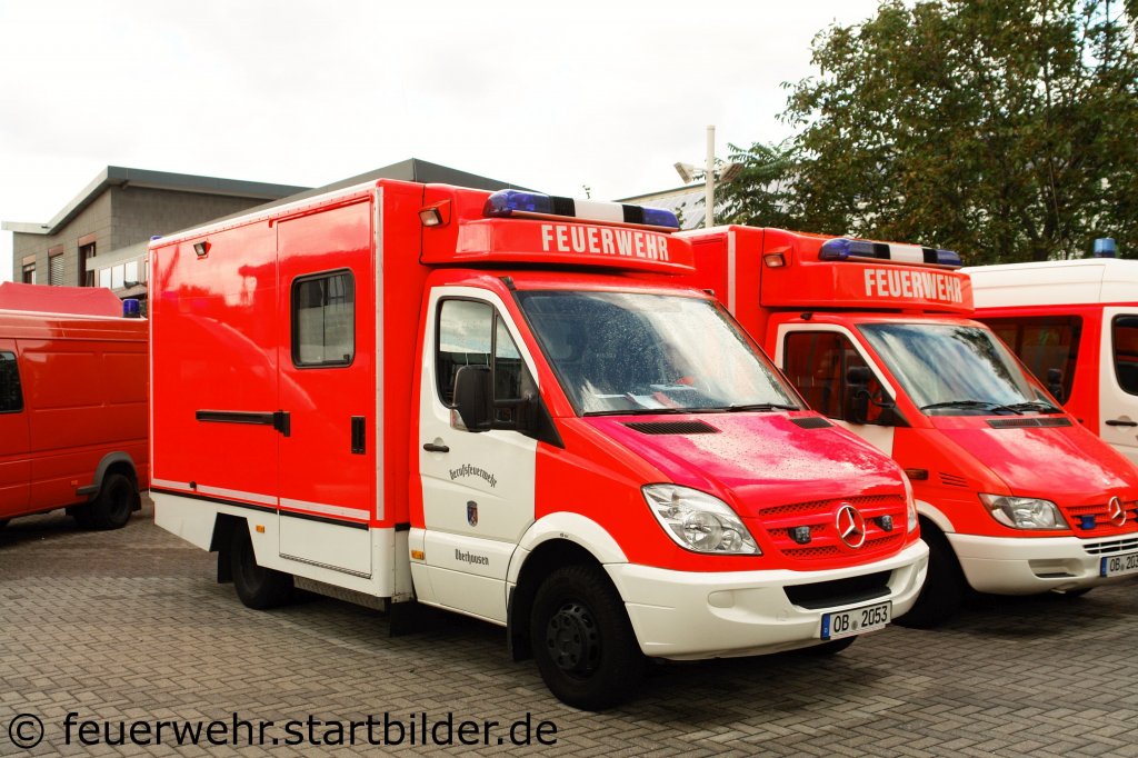 RTW (OB 2053).
Der RTW ist auf der Wache 2 in Oberhausen zuhause.
Aufgenommen am 18.9.2011 beim Tdo der FF Oberhausen Sterkrade.