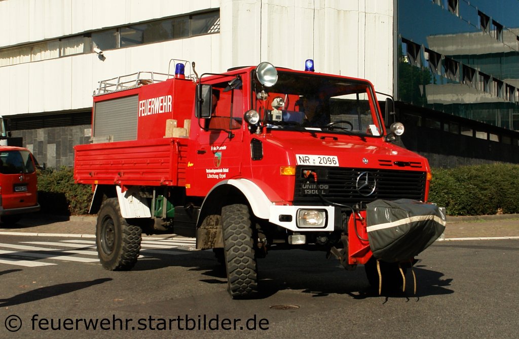 TLF 8/18W der Feuerwehr Erpel mit Ziegler Aufbau.
Aufgenommen beim NRW Tag 2011 in Bonn.