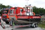 Hier ist ein Boot der Feuerwehr Dorsten zu sehen.