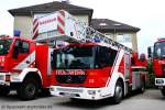 Diese DLK 23/12 (DU FW 3337) auf MB Econic habe ich beim Tag der Offenen T�r der Feuerwehr Duisburg Huckingen am 15.5.2010 aufgenommen.