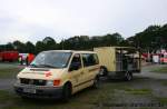 MTF und Ger�teanh�nger vom DRK Krefeld.
