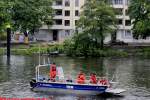 Rettungsboot 88426 des THW M�lheim/Ruhr.
Aufgenommen beim Tag der Hilfsorganisationen am 26.5.2013 in M�lheim.