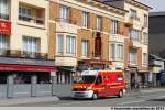 Fahrzeug der Feuerwehr Bolongne Sur Mer auf dem Weg zu einem Einsatz.