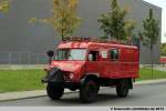Dieser Unimog geh�rt einem Privatmann.
Aufgenommen beim Jubil�um 50 Jahre LFV-Rheinland-Pfalz in Mainz,6.10.2012.